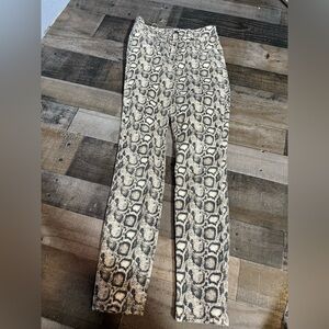 Good American Good‎ Legs Pants- 4/27